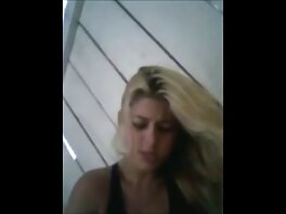 Възбудена GF прави аматьорско видео секс камера на секс лента (Сидни Коул)